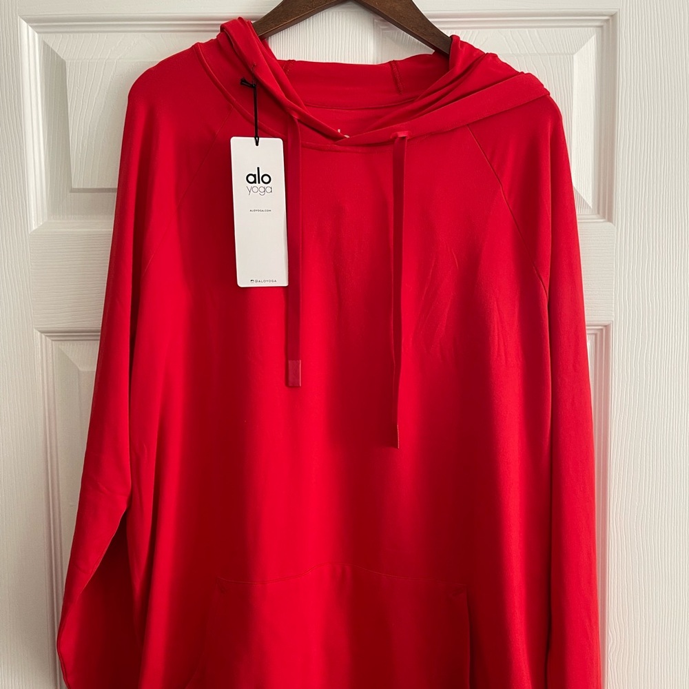 Alo yoga Men's Conquer Hoodie cover up stretch Amplify Red Size L